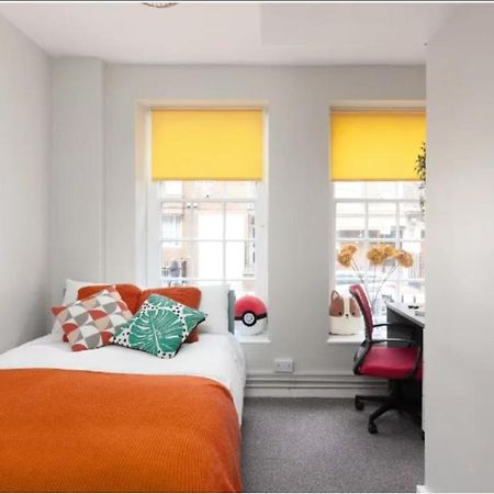 Spacious Room With Shared Facilities London Exterior photo