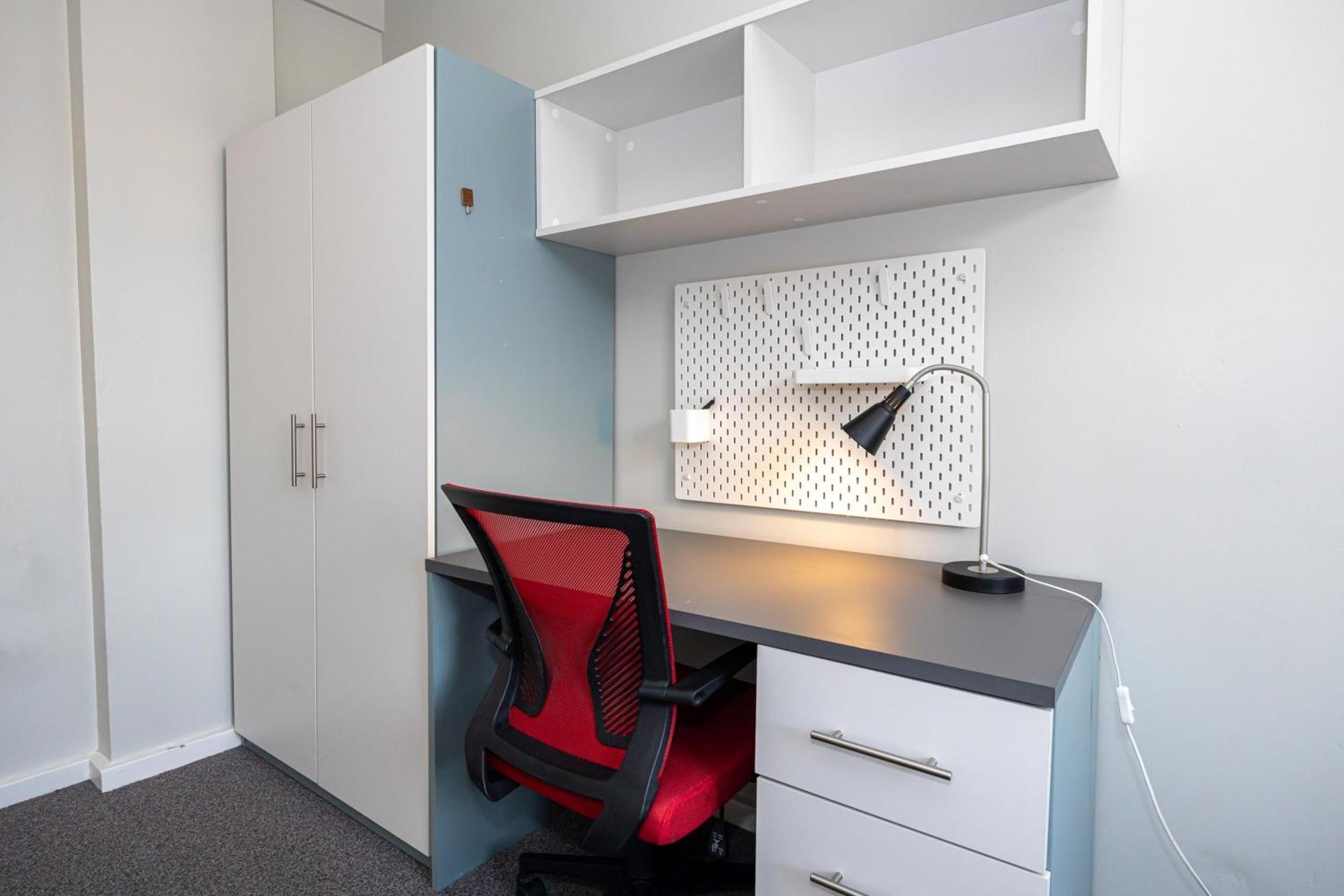 Spacious Room With Shared Facilities London Exterior photo